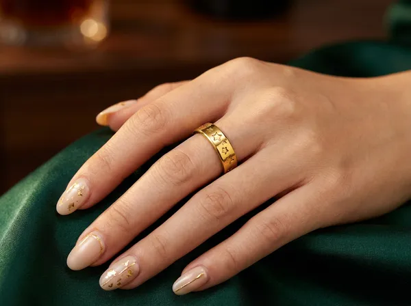 Celestial_Dreams_Gold_Stainless_Steel_Premium_Ring