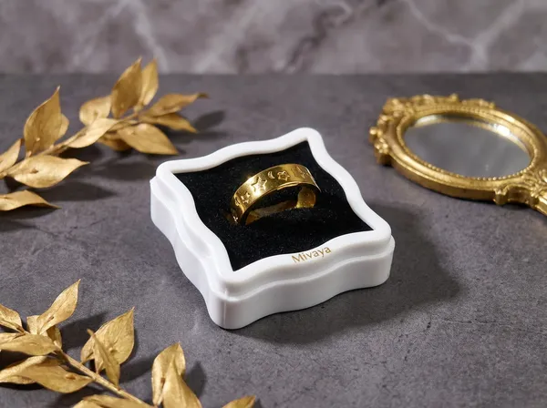 Celestial_Dreams_Gold_Stainless_Steel_Premium_Ring