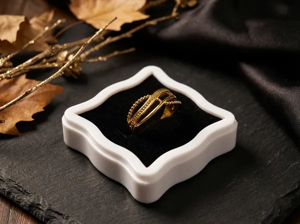 Woven_Grace_Gold_Stainless_Steel_Premium_Ring