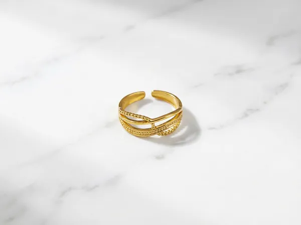 Woven_Grace_Gold_Stainless_Steel_Premium_Ring