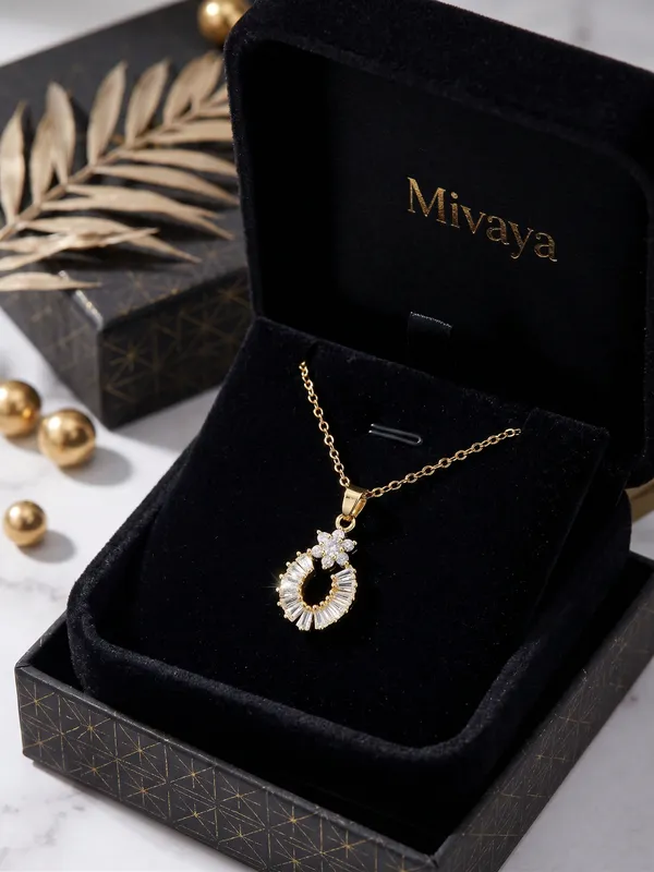 Lumina_Halo_Gold_Stainless_Steel_Premium_Necklace