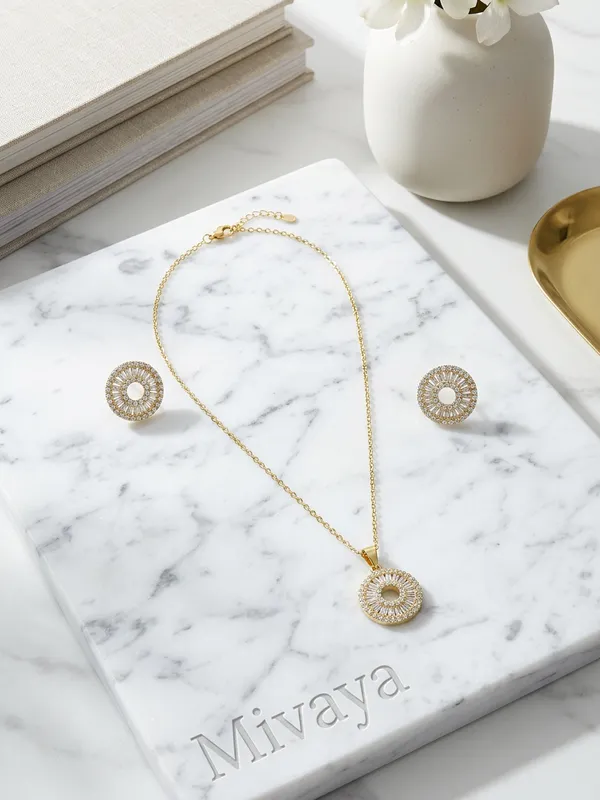 Aurelia_Halo_Gold_Stainless_Steel_Premium_Necklace_Set