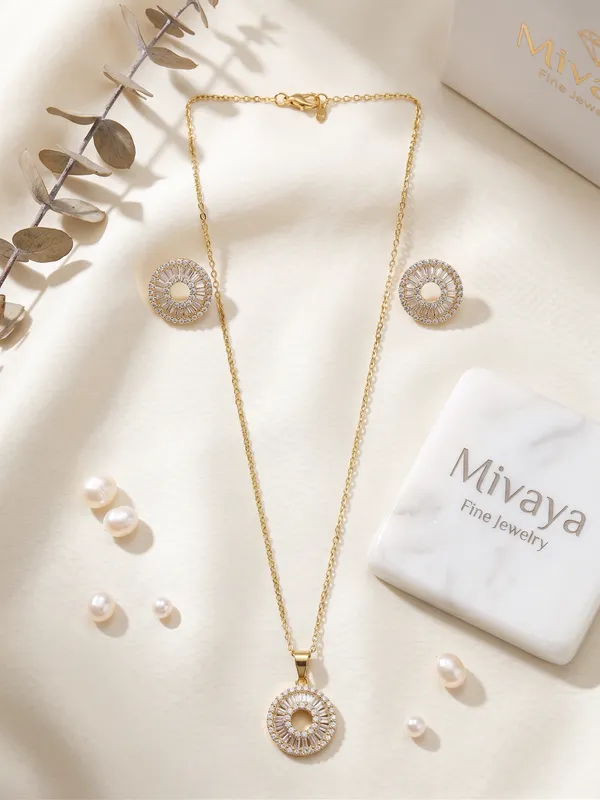 Aurelia_Halo_Gold_Stainless_Steel_Premium_Necklace_Set