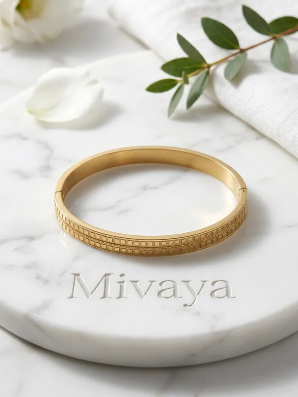 Imperial_Grid_Gold_Stainless_Steel_Premium_Bracelet