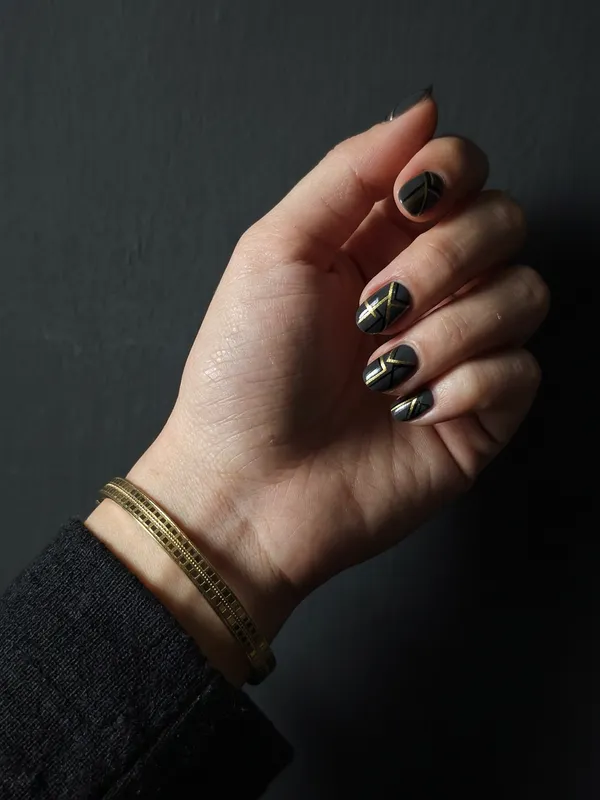 Imperial_Grid_Gold_Stainless_Steel_Premium_Bracelet