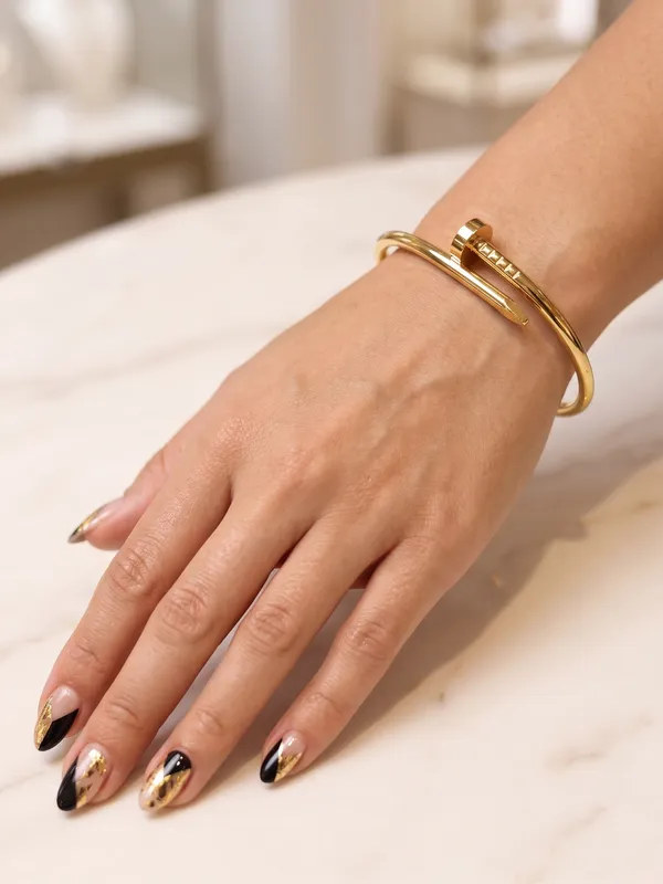 Infinity_Nail_Gold_Stainless_Steel_Premium_Bracelet