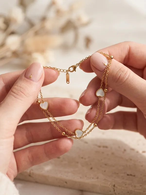 Veloura_Love_Gold_Stainless_Steel_Premium_Bracelet