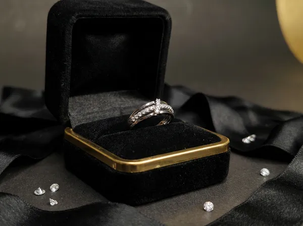 Twilight_Luxe_Silver_Stainless_Steel_Premium_Ring