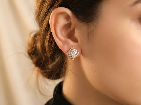 Fleur_Royale_Gold_Stainless_Steel_Premium_Earrings