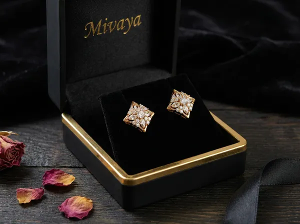 Fleur_Royale_Gold_Stainless_Steel_Premium_Earrings