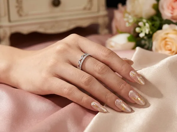 Linked_Grace_Silver_Stainless_Steel_Premium_Ring