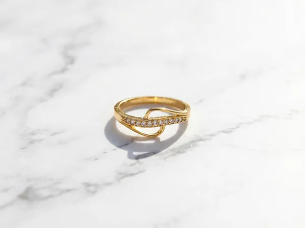 Luxe_Infinity_Gold_Stainless_Steel_Premium_Ring