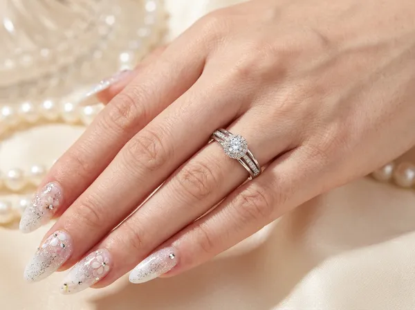 Aurora_Solitaire_Silver_Stainless_Steel_Premium_Ring