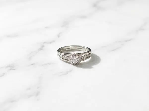 Aurora_Solitaire_Silver_Stainless_Steel_Premium_Ring