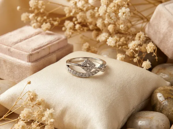 Prism_Knot_Silver_Stainless_Steel_Premium_Ring