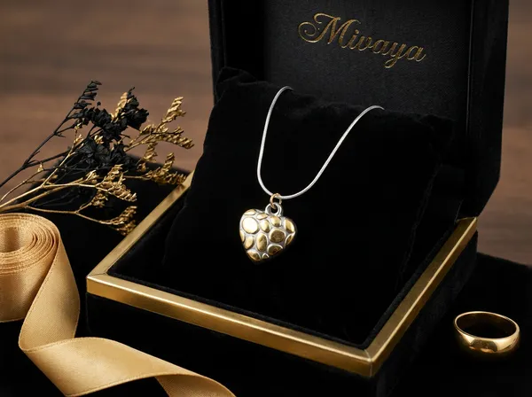 Luna_Mosaic_Heart_Gold_Stainless_Steel_Premium_Necklace