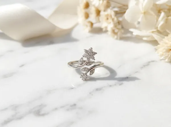 Ivy_Blossom_Silver_Stainless_Steel_Premium_Ring