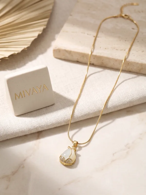 Ivory_Tulip_Gold_Stainless_Steel_Premium_Necklace