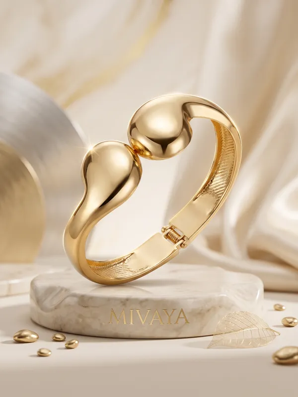 Harmony_Curve_Gold_Stainless_Steel_Premium_Bracelet