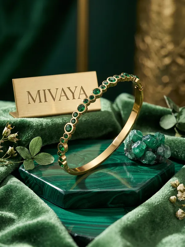 Queen's_Emerald_Gold_Stainless_Steel_Premium_Bracelet