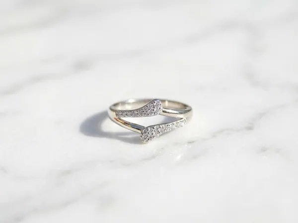 Celeste_Crossover_Silver_Stainless_Steel_Premium_Ring