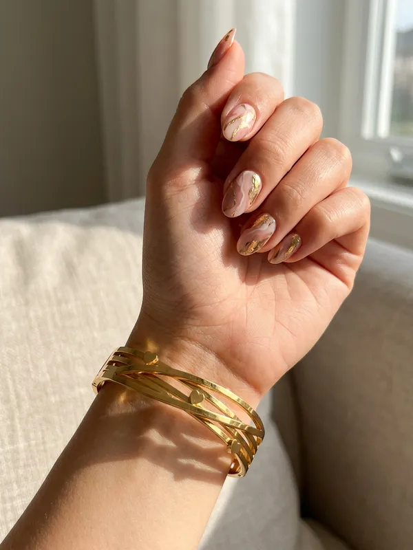 Endless_Love_Gold_Stainless_Steel_Premium_Bracelet