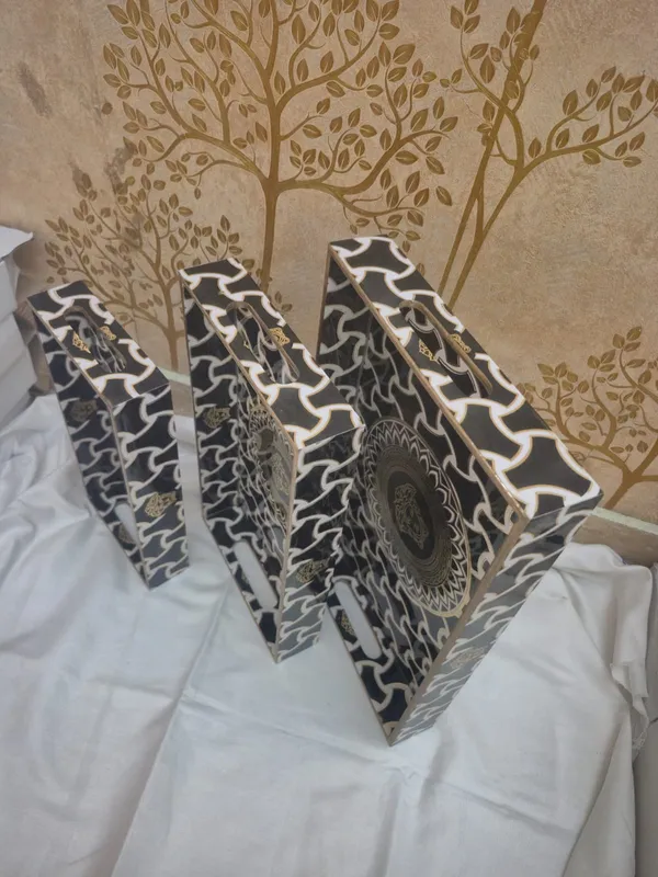 Black_And_Gold_Wooden_Moroccan_Geometric_Bone_Inlay_Serving_Trays_Set_Of_3