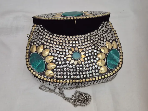 Silver_And_Green_Metal_Beaded_Turquoise_Stone_Clutch_Bag_For_Women