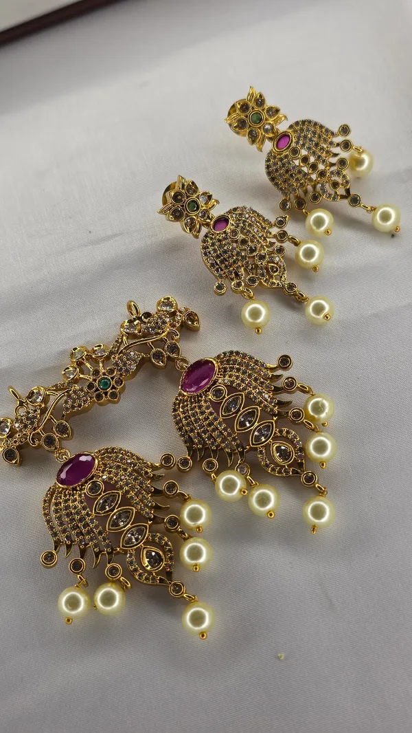 Golden_And_Ruby_Brass_Victorian_Vati_Set_For_Women