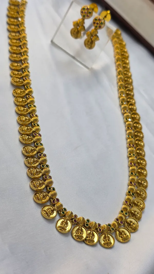 Golden_Brass_Guttapusalu_Necklace_Set_For_Women