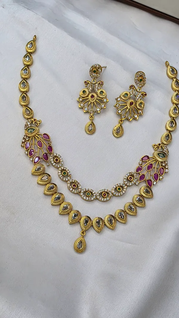 Multicolour_Brass_Necklace_Set_For_Women