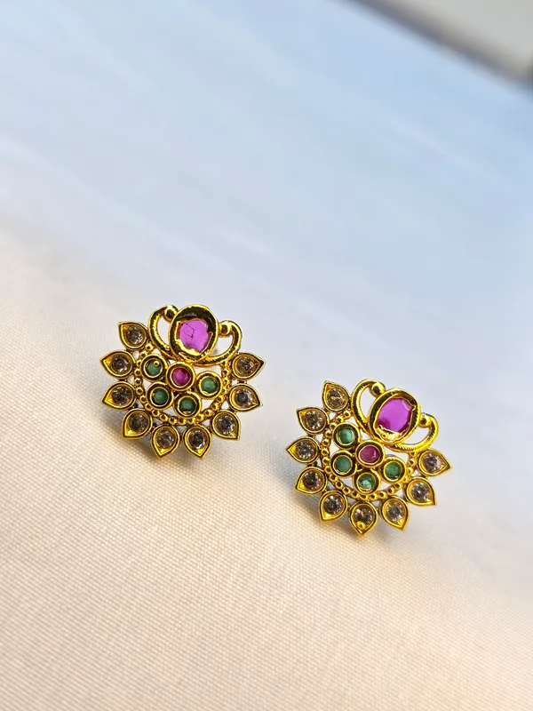 Multicolour_Brass_Victorian_Vati_Set_For_Women