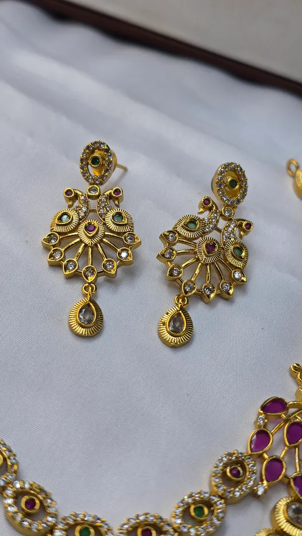 Multicolour_Brass_Necklace_Set_For_Women