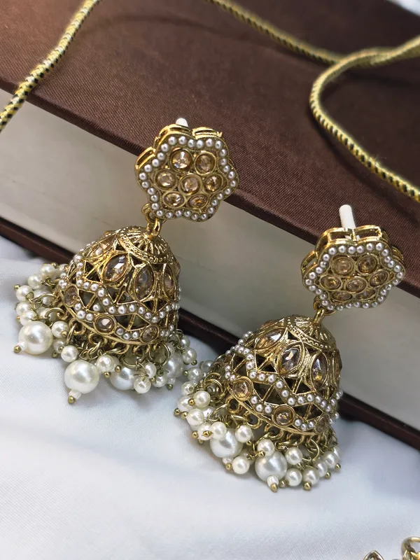 White_Brass_Kundan_Necklace_Set_For_Women