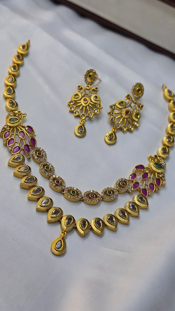 Multicolour_Brass_Necklace_Set_For_Women