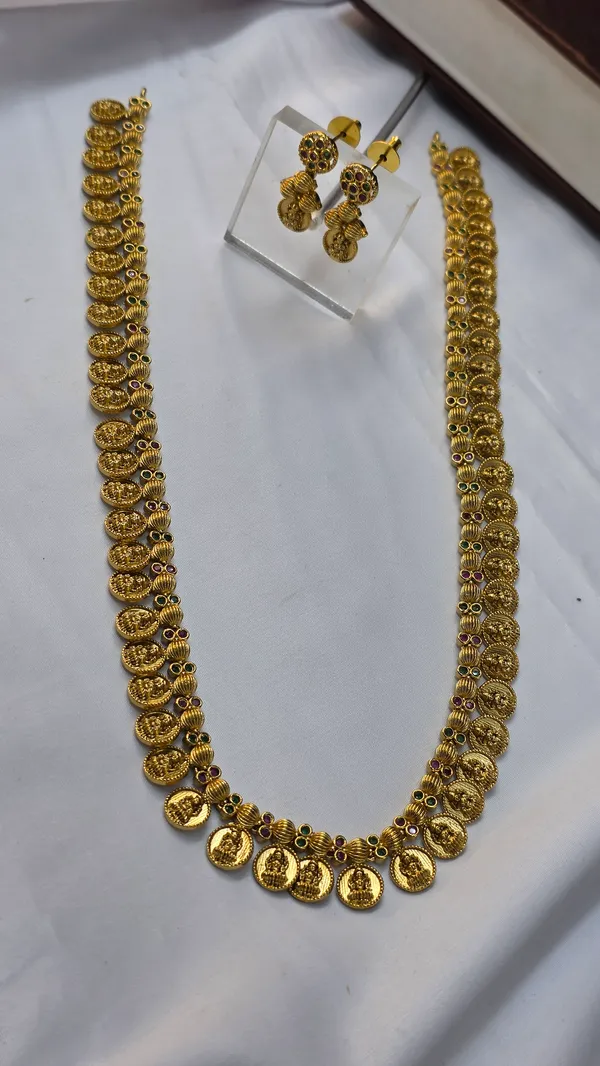 Golden_Brass_Guttapusalu_Necklace_Set_For_Women