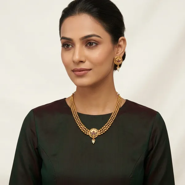 Golden_Brass_Necklace_Set_For_Women
