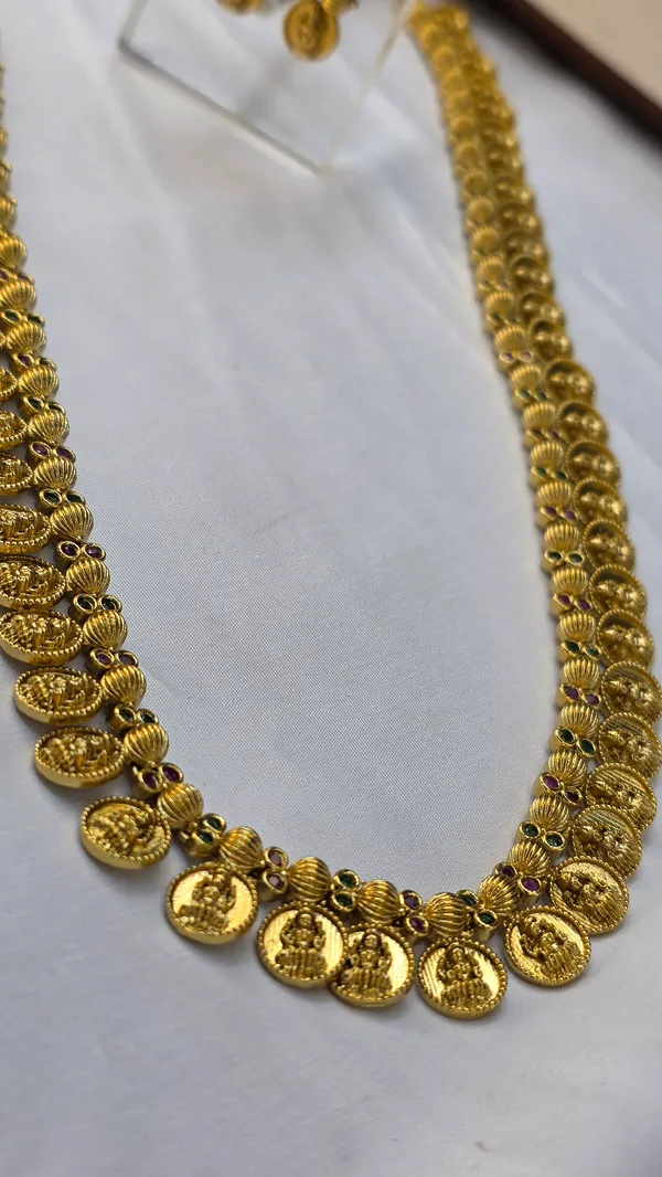 Golden_Brass_Guttapusalu_Necklace_Set_For_Women