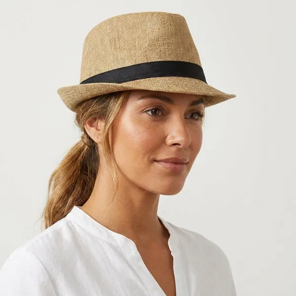Inaaya_Hat_Beige_(Pack_Of_1)