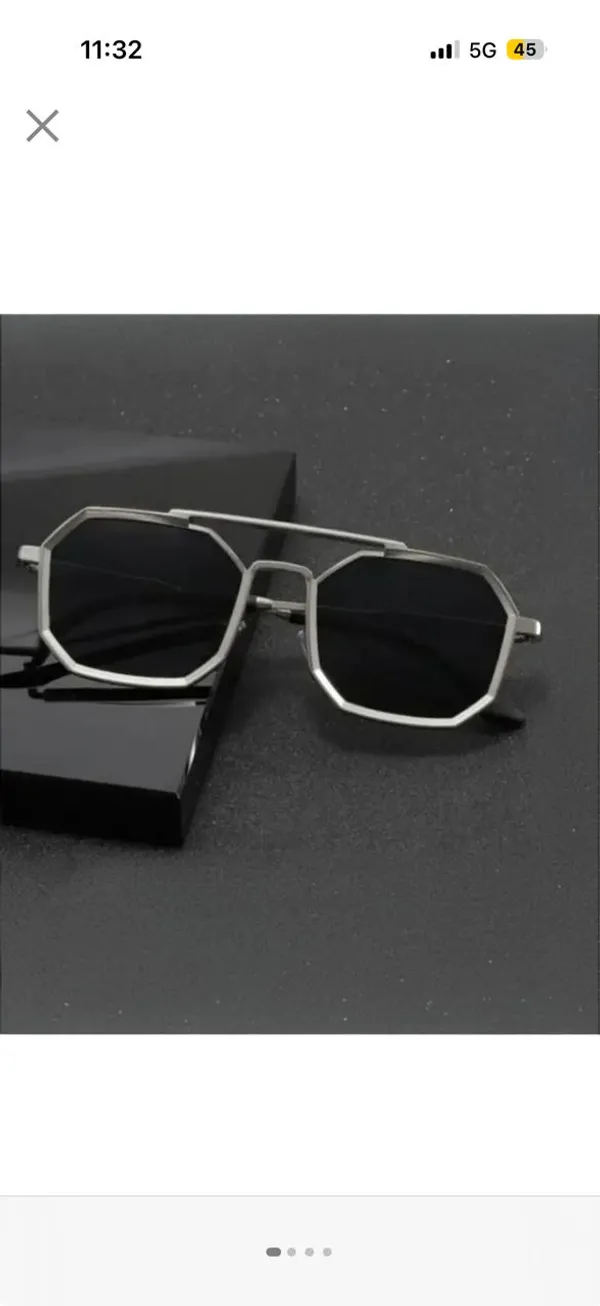 Premium_Geometric_Silver_Frame_Sunglasses_With_Dark_Lenses