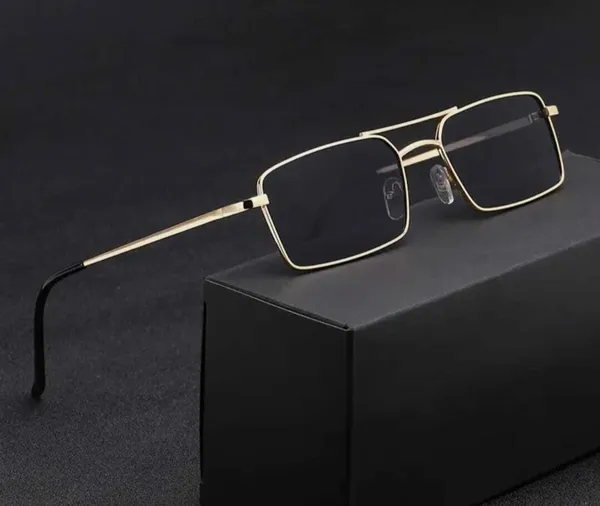 Premium_Gold-Toned_Rectangular_Metal_Frame_Reading_Glasses_With_Sleek_Temple_Design