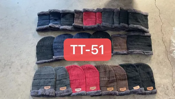 Premium_Winter_Wool_Cap_with_Neck_Warmer_(2-in-1)