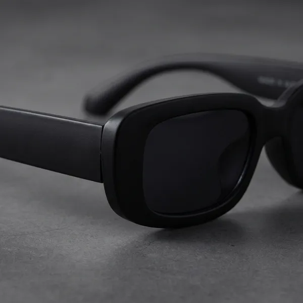 Rectangular_Black_Frame_Sunglasses_-_Retro_Chunky_Design