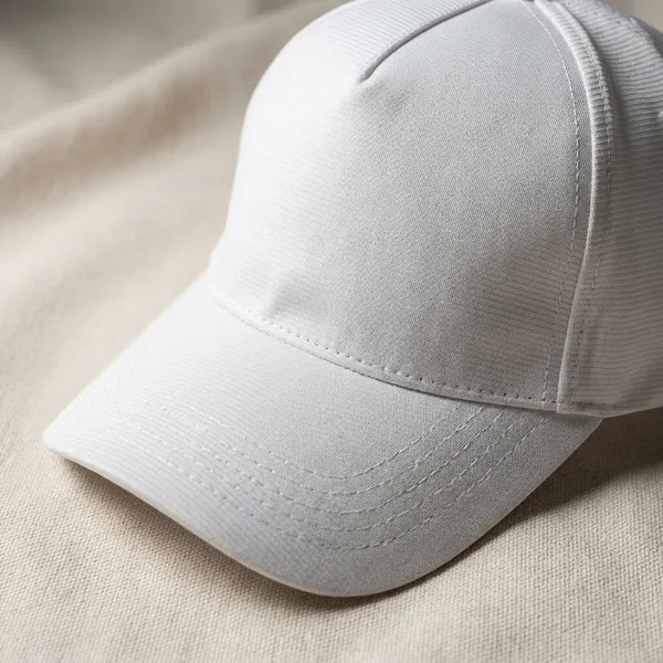 Plain_White_Sports_Cap_-_Breathable_Mesh_Baseball_Hat_With_Adjustable_Strap