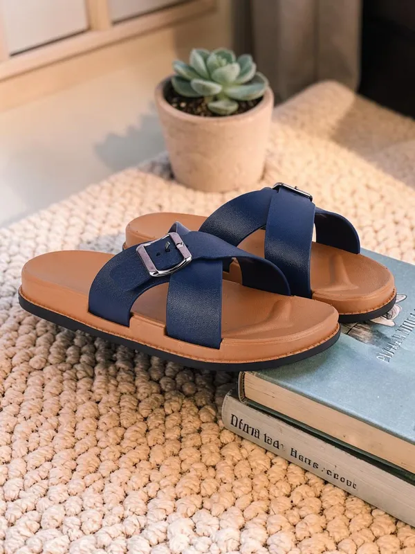 Trump_Unisex_Slides_Multicolor