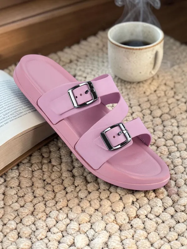 Trump_Women_Slides_Pink