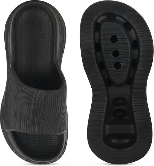Trump_Women_Heels_Black