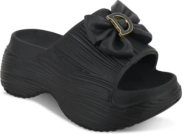 Trump_Women_Heels_Black