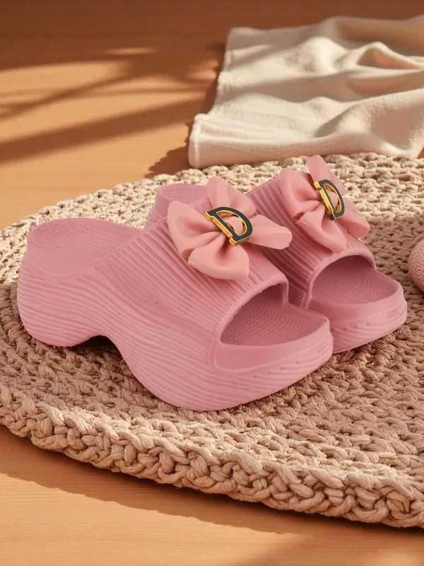 Trump_Women_Heels_Pink