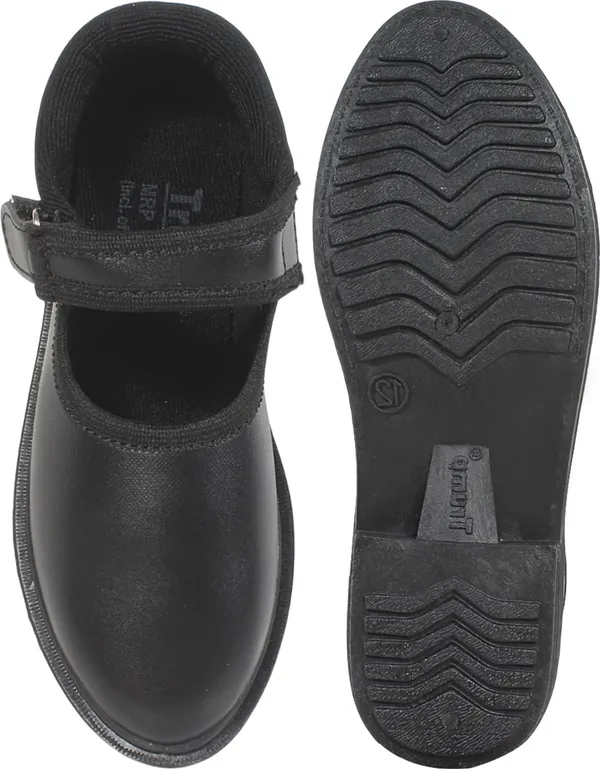 Trump_Casuals_For_Women_Black